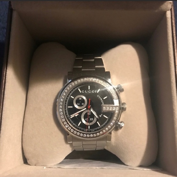 Gucci
Watch, Unisex G Chrono Collection - Picture 2 of 4